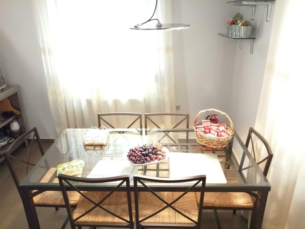 Modern Residence In The Center Of Trikala ภายนอก รูปภาพ
